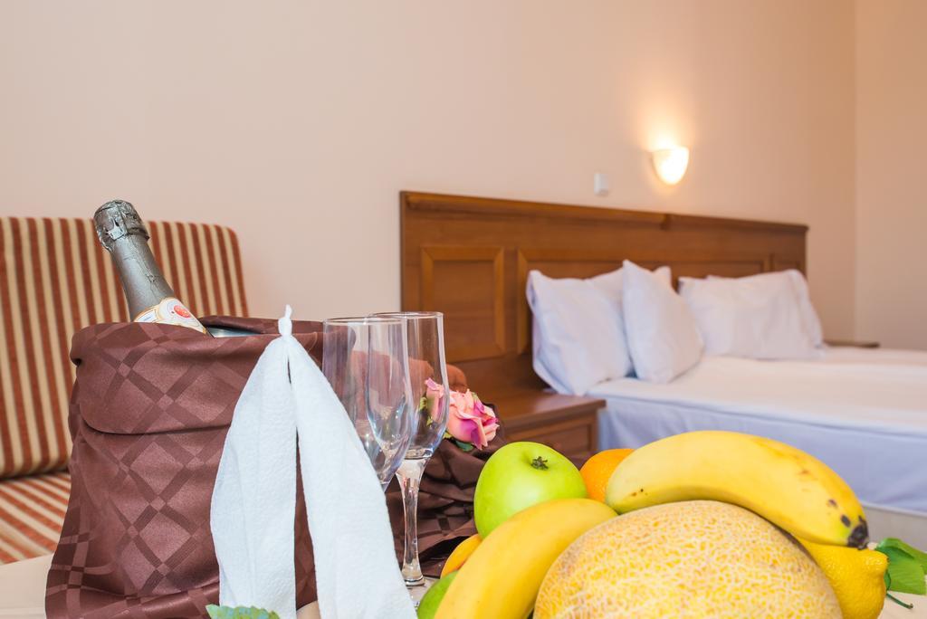 Tiva Del Mar Beach Hotel Sveti Vlas Værelse billede